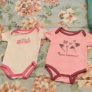 Onesies bundle 2 piece pink white 3/6 month size cotton button crotch wa…